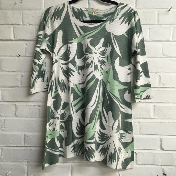 Tunic 3 in Ode to Martinique Print - Picture 5 of 7